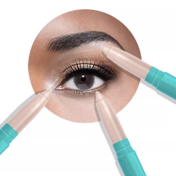 thrive eye highlighter